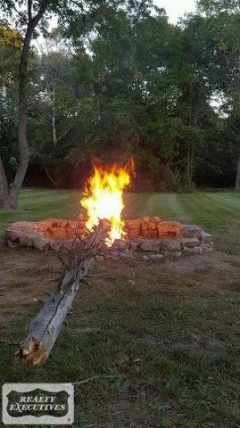 2899 Gravel Ridge Drive Rochester, MI 48307 - Photo 43 of 47 31310744-42.JPG