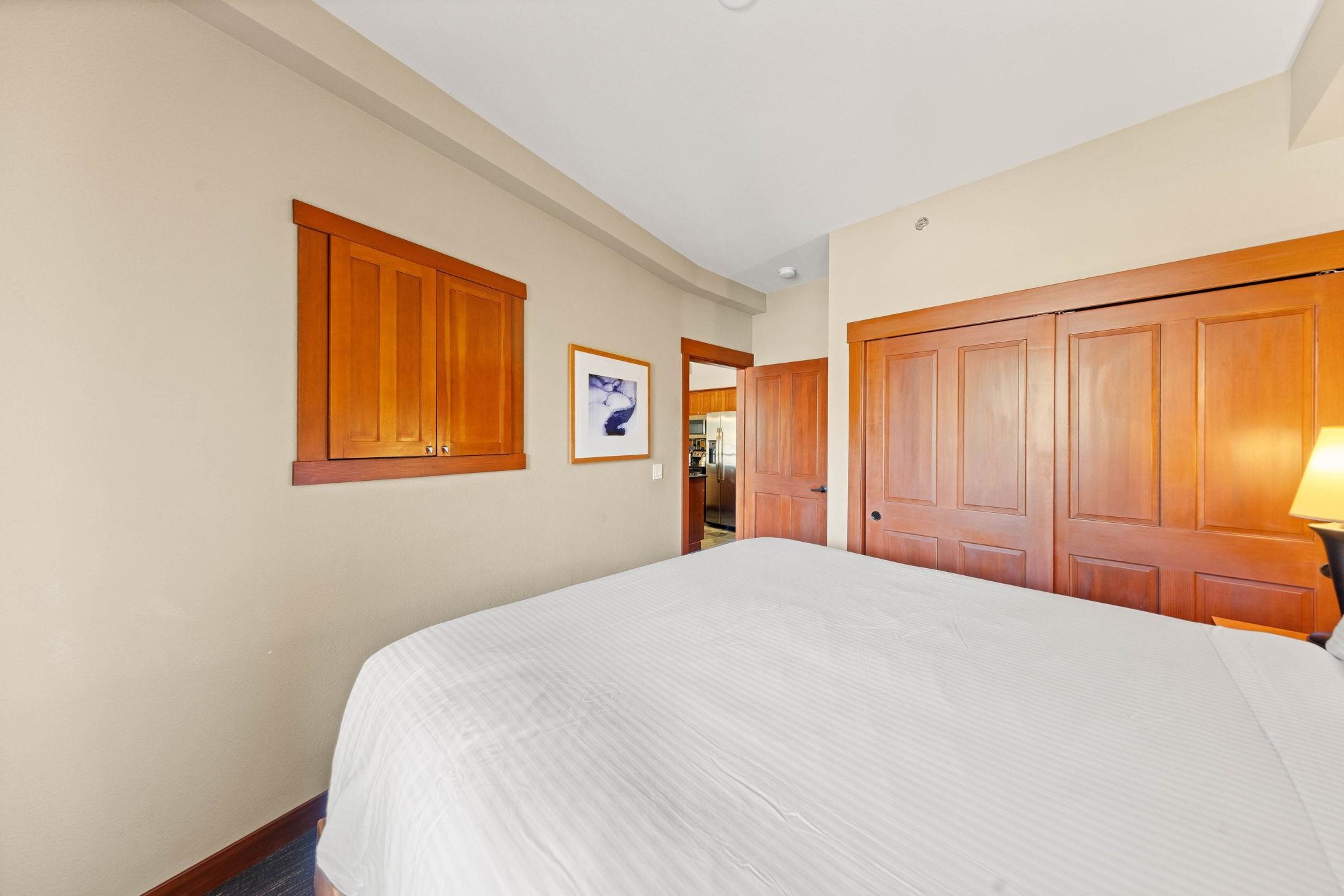 1850 Village South Road, Unit 4327 Olympic Valley, CA 96146 - Photo 14 of 25 a bedroom with a bed and a window