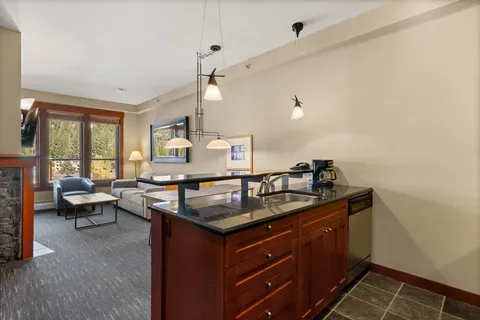 $629,000 | 1850 Village South Road, Unit 4327, Olympic Valley, CA 96146