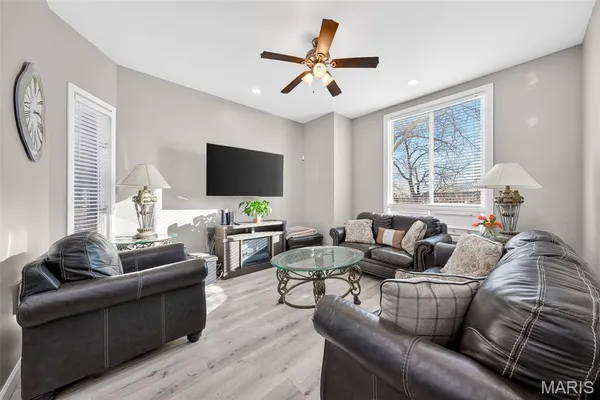 $1,650 | 28 Columbus Square Drive, St. Louis, MO 63101