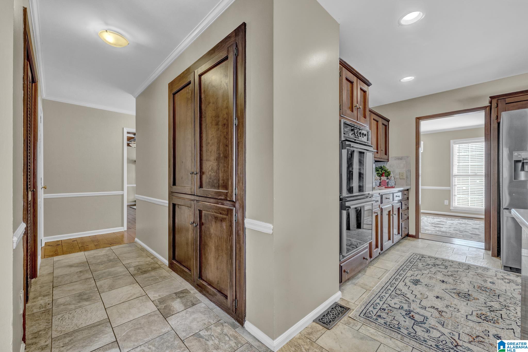 2565 Royal Way Pelham, AL 35124 - Photo 17 of 48