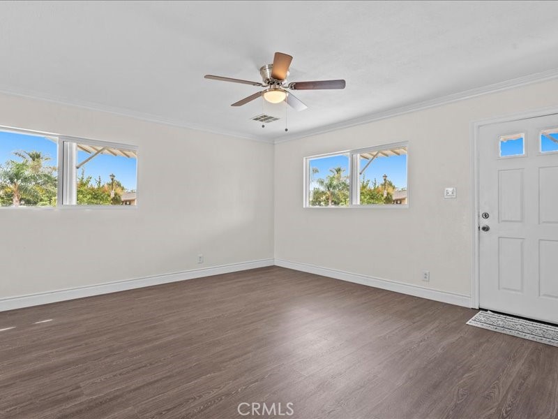 8437 Bruce Avenue Riverside, CA 92503 - Photo 8 of 24 Gallery Image 8