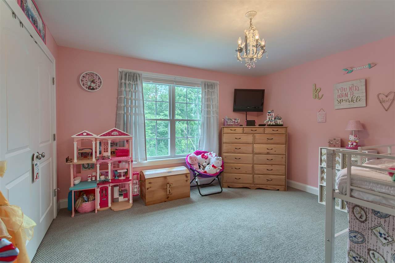 26 Nathan Road Derry, NH 03038 - Photo 30 of 40