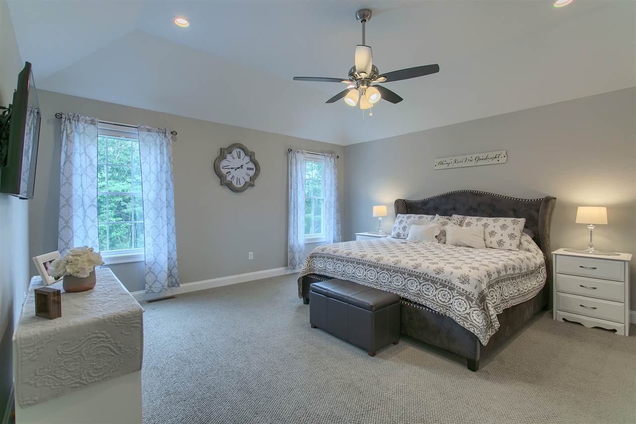 26 Nathan Road Derry, NH 03038 - Photo 35 of 40