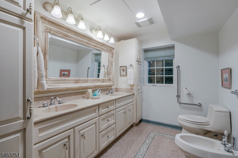 7 Evans Farm Road Morristown, NJ 07960 - Photo 10 of 20 Gallery Image 10
