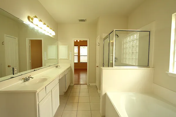 $2,899 | 4430 Waverly Canyon Lane, League City, TX 77573