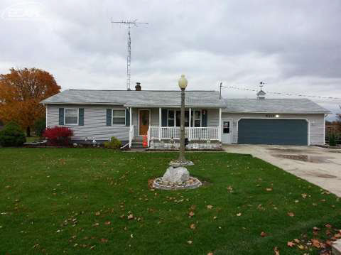 9215 South Nichols Road Gaines, MI 48436 - Photo 1 of 53 20423982.JPG