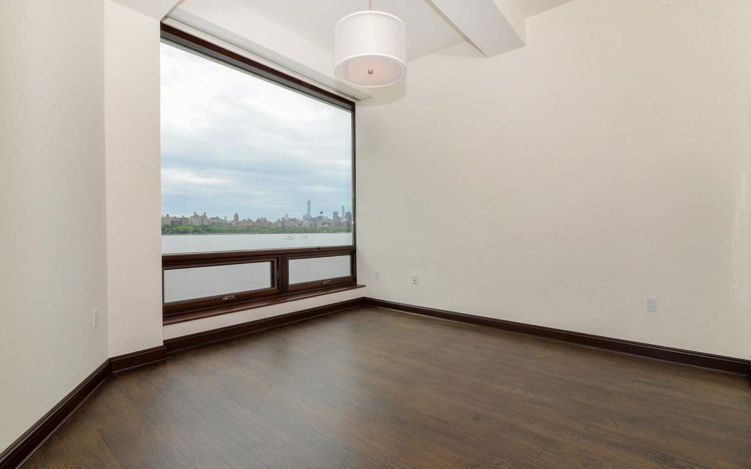 9 Somerset Lane, Unit 310 Edgewater, NJ 07020 - Photo 14 of 22