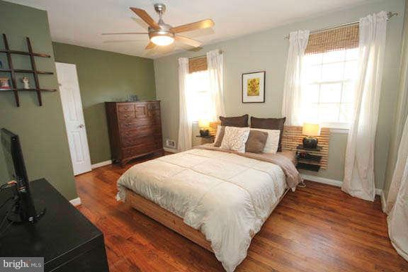 9414 Curran Road Silver Spring, MD 20901 - Photo 12 of 30 Bedroom (Master)
