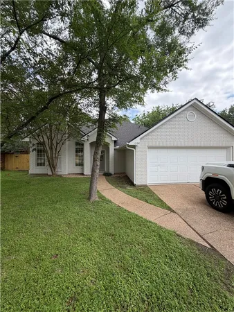 $2,600 | 1208 Bayou Woods Drive, College Station, TX 77840