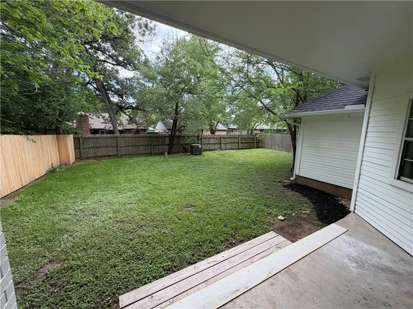 $2,600 | 1208 Bayou Woods Drive, College Station, TX 77840