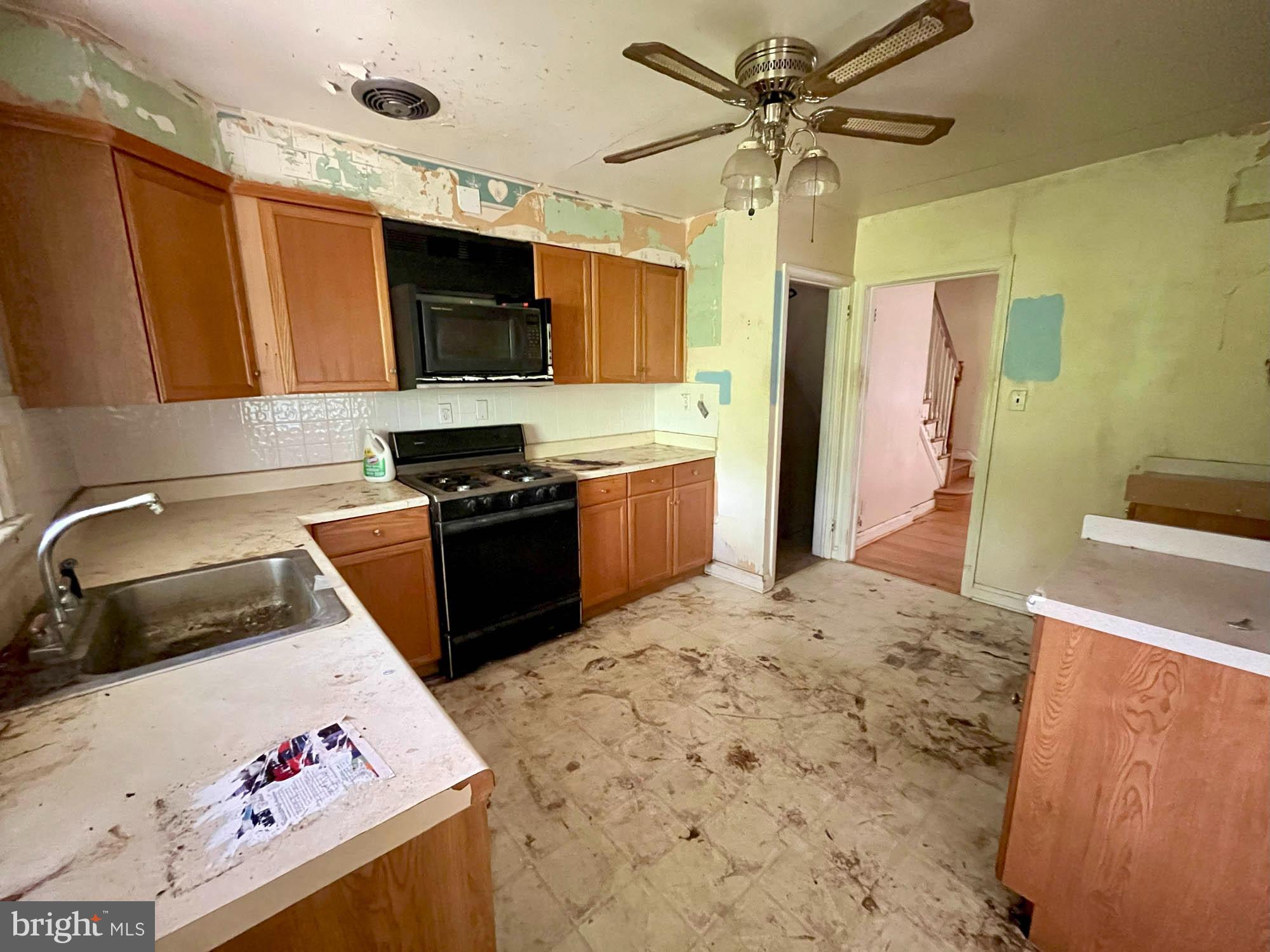 1729 Edgewood Road Towson, MD 21286 - Photo 6 of 17