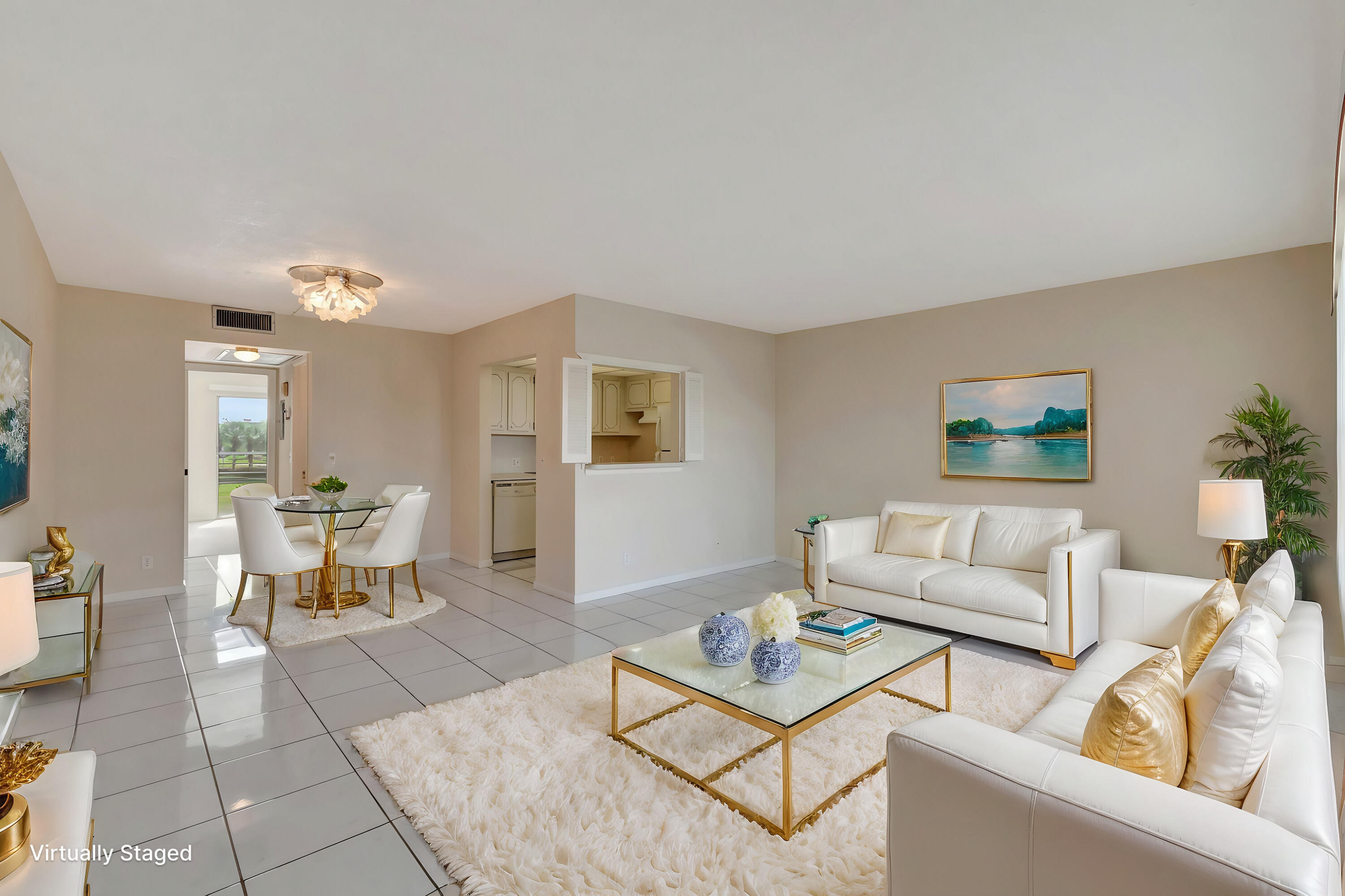 Living Room - Luxury - 0