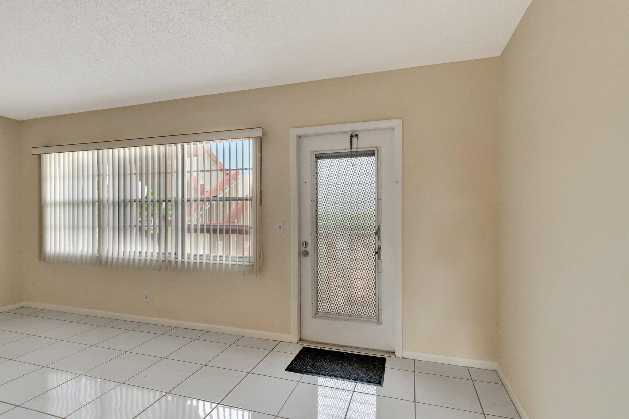 185 Preston F Boca Raton, FL 33434 - Photo 12 of 46 8-web-or-mls-DSC_2054