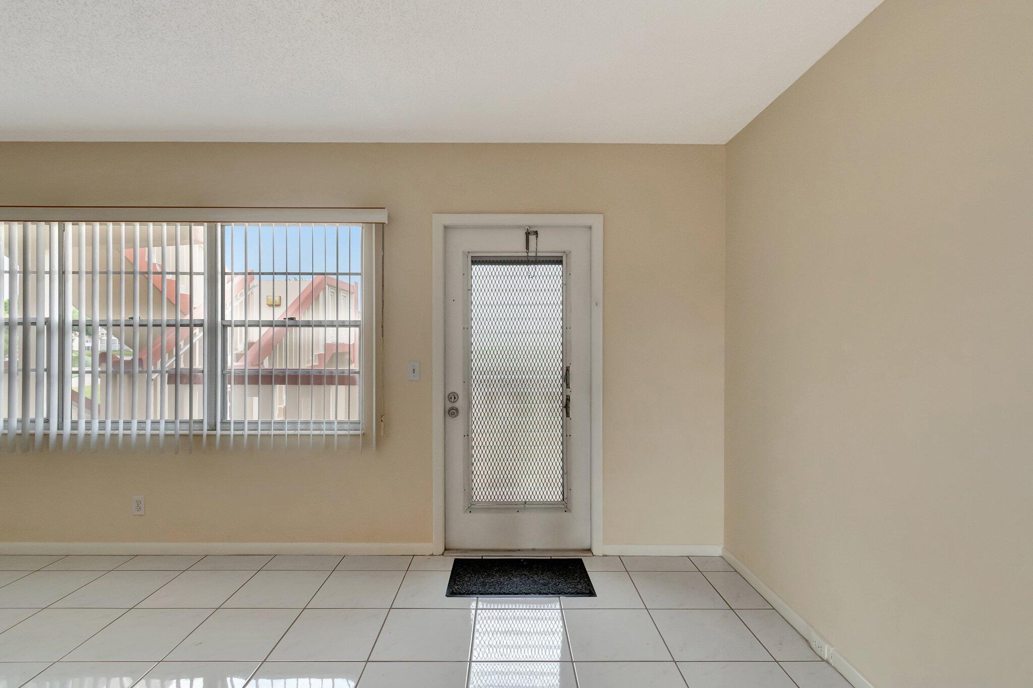 185 Preston F Boca Raton, FL 33434 - Photo 13 of 46 9-web-or-mls-DSC_2059