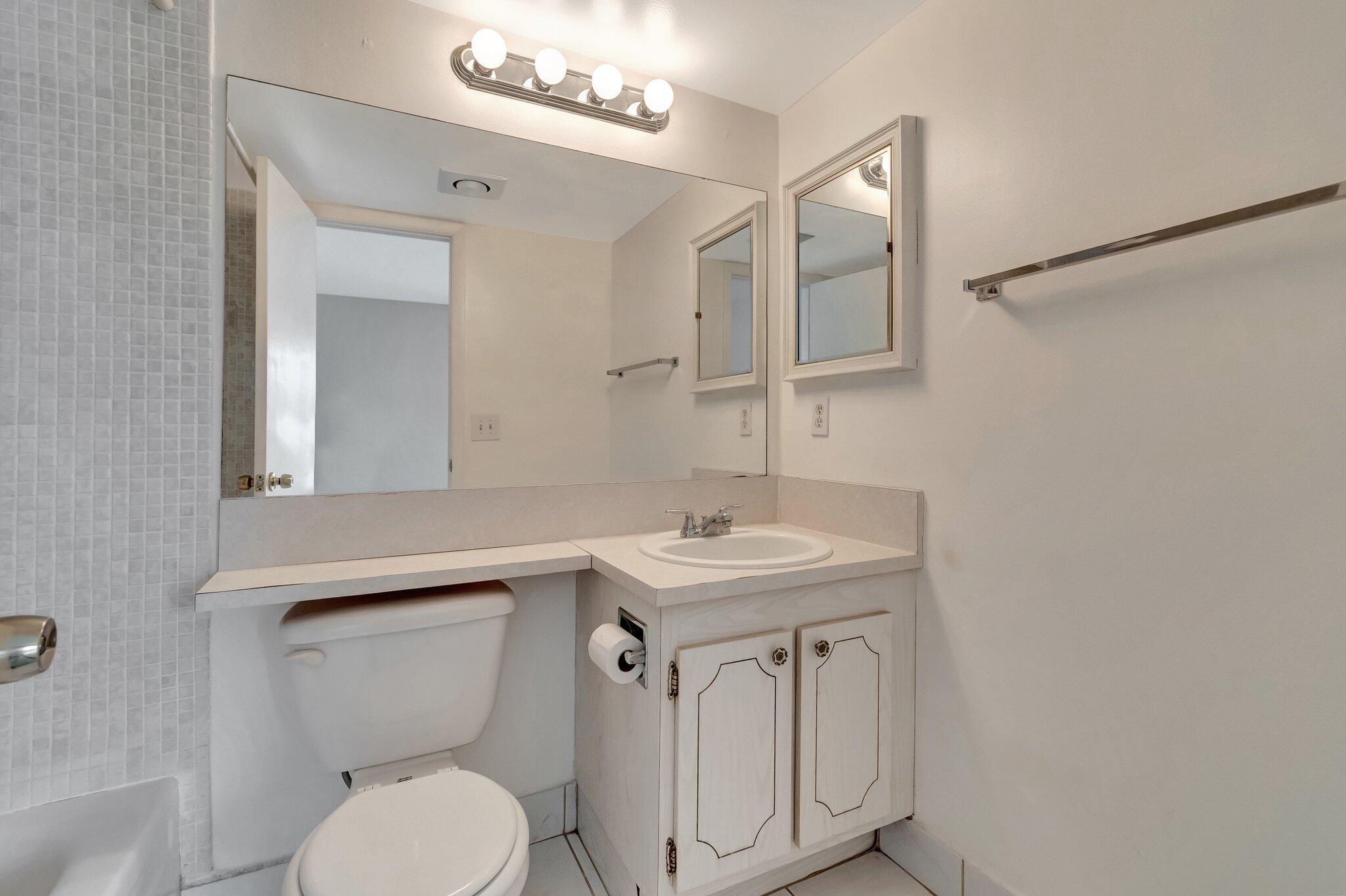 185 Preston F Boca Raton, FL 33434 - Photo 31 of 46 27-web-or-mls-DSC_2204