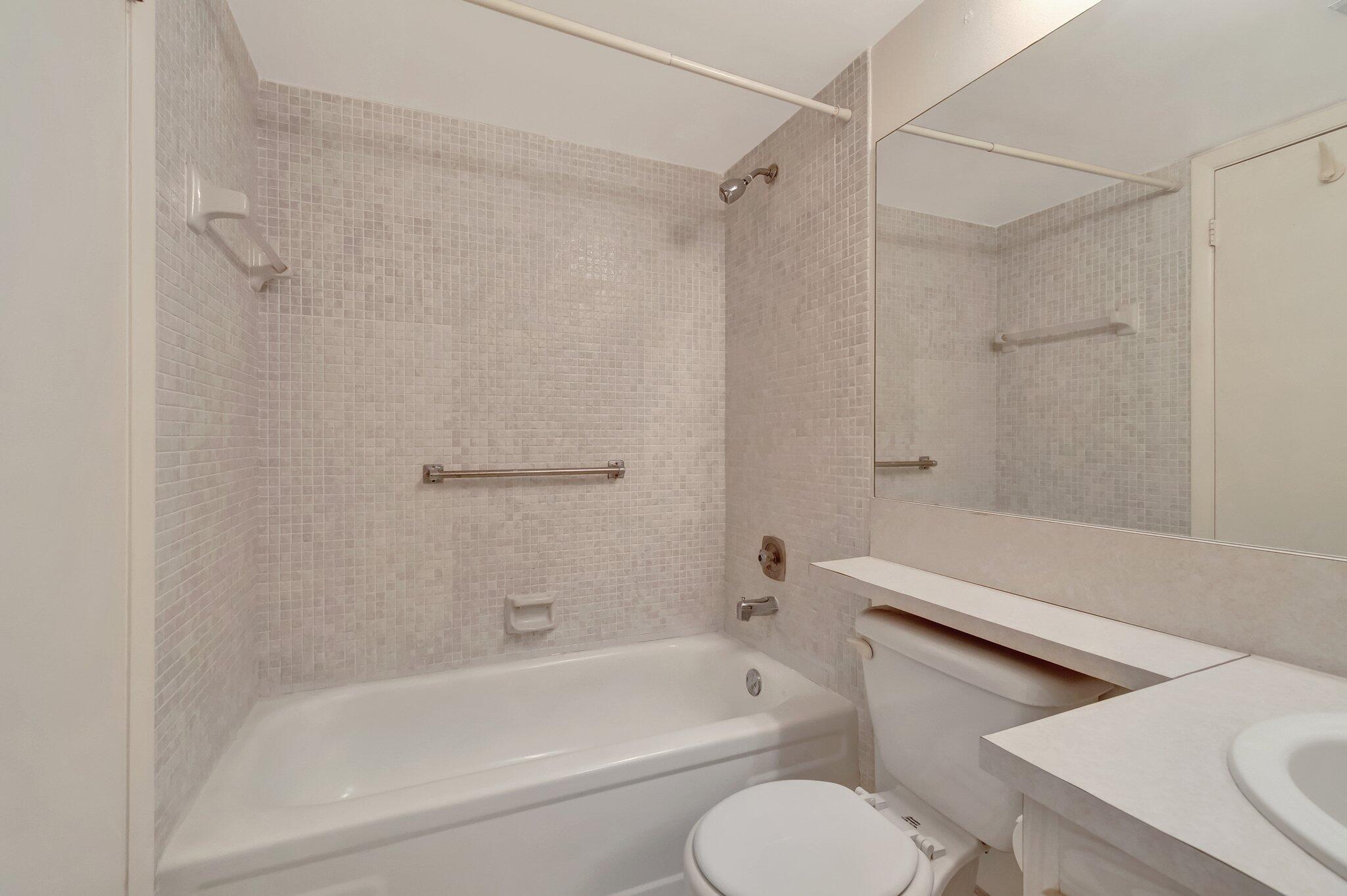 185 Preston F Boca Raton, FL 33434 - Photo 32 of 46 28-web-or-mls-DSC_2209