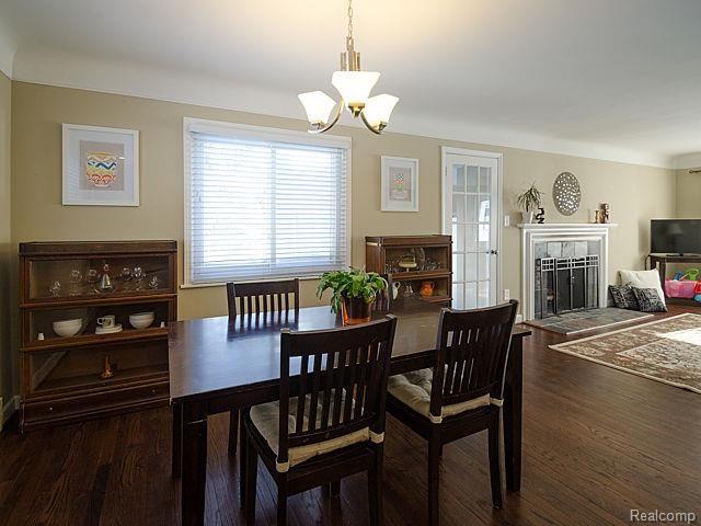 18160 Beverly Road Franklin, MI 48025 - Photo 11 of 38 19_10.jpg