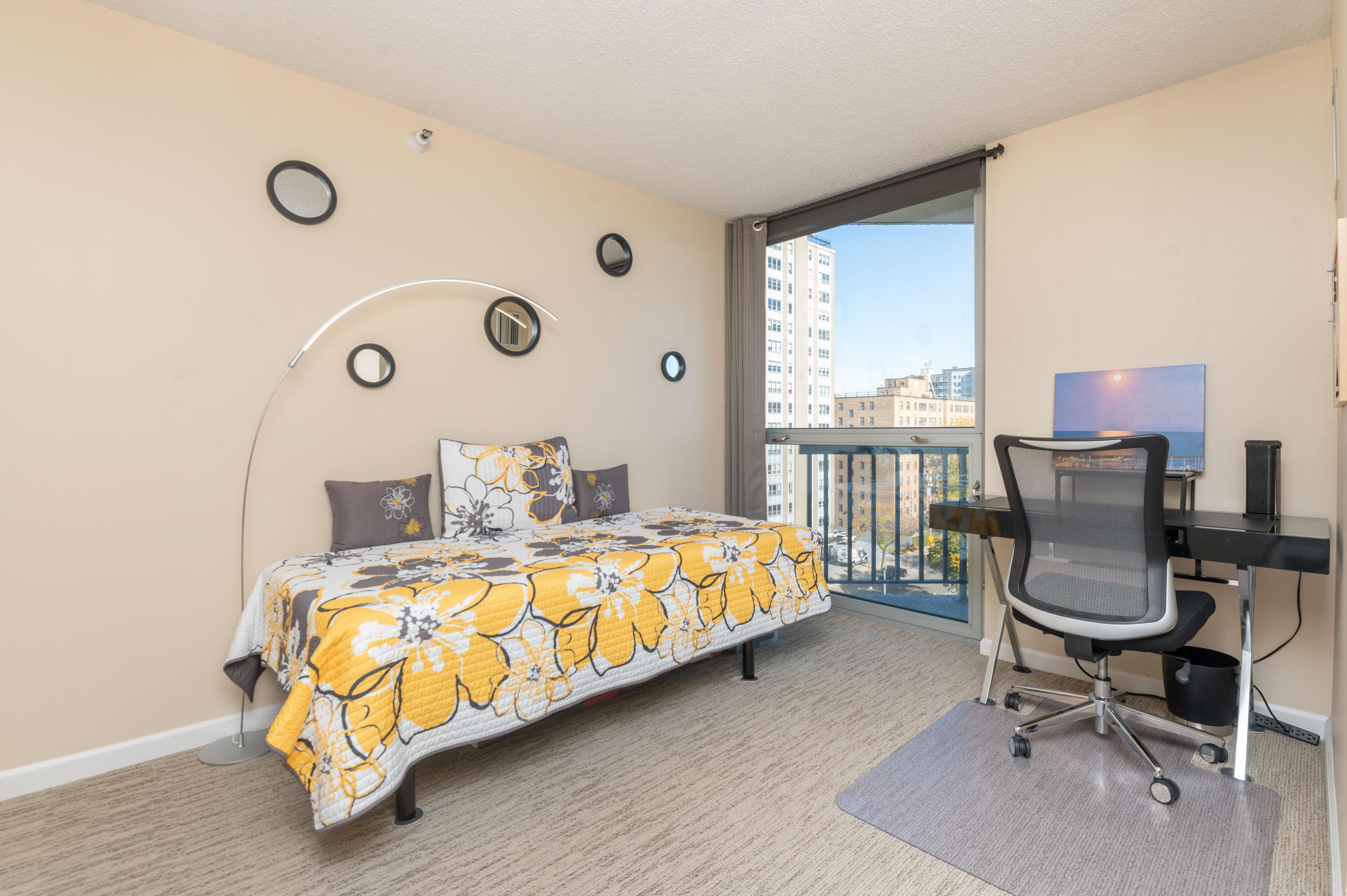 1660 North Prospect Avenue, Unit 702 Milwaukee, WI 53202 - Photo 15 of 35 Second Bedroom