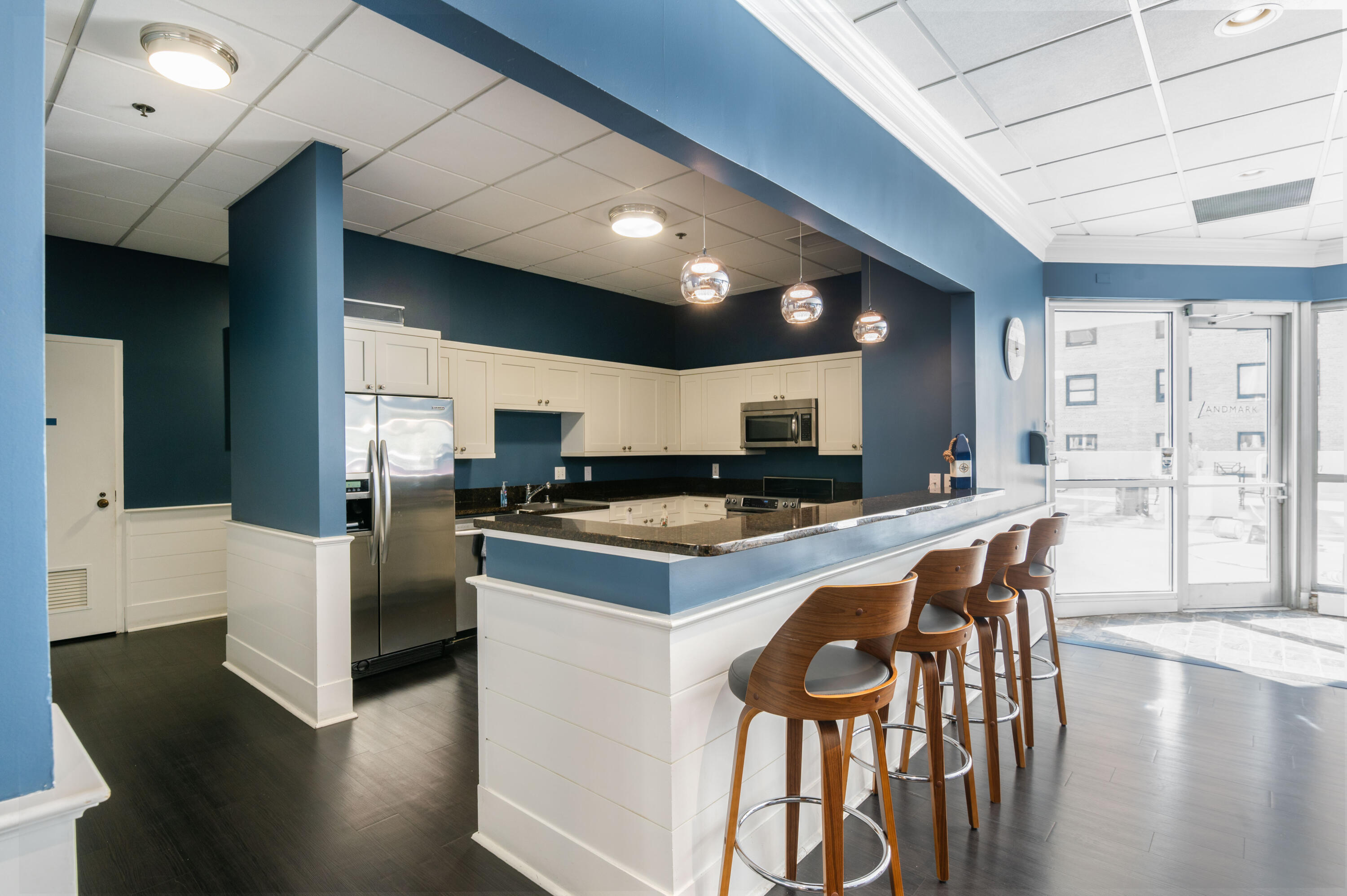 1660 North Prospect Avenue, Unit 702 Milwaukee, WI 53202 - Photo 24 of 35 Community Kitchen