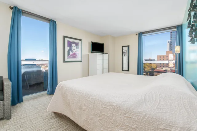 $385,000 | 1660 North Prospect Avenue, Unit 702, Milwaukee, WI 53202