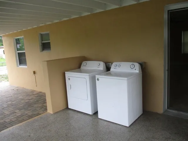 $2,300 | 800 Northwest 15th Terrace, Fort Lauderdale, FL 33311