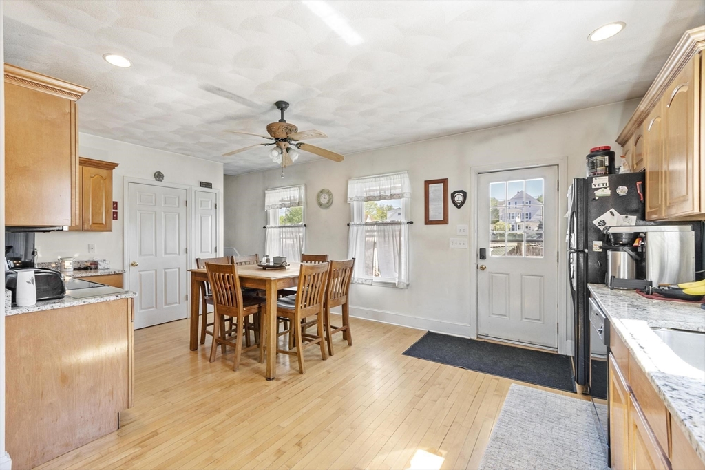 3 Southwick Road Peabody, MA 01960 - Photo 6 of 42