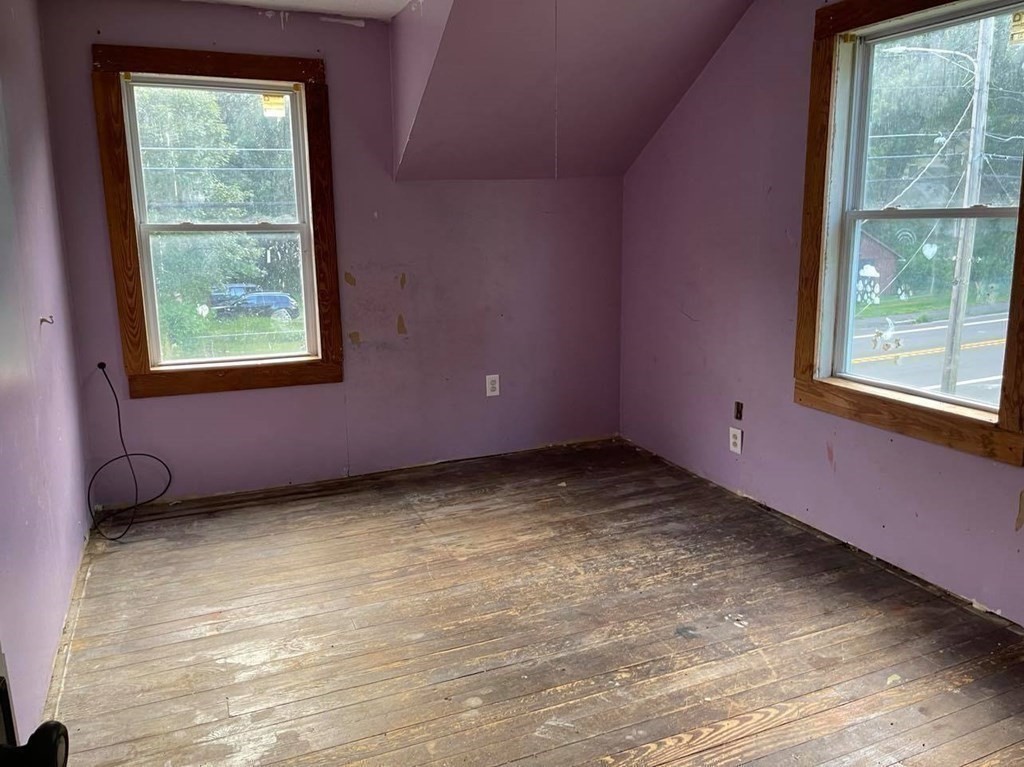 1136 Huntington Road Russell, MA 01071 - Photo 6 of 8
