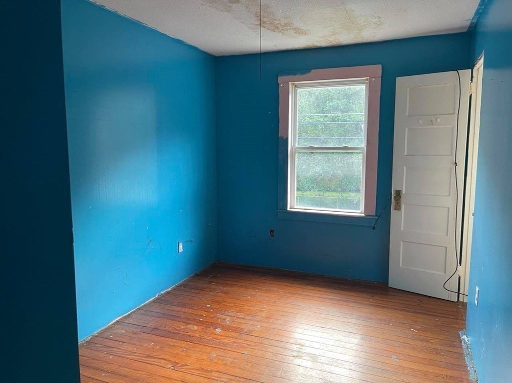 1136 Huntington Road Russell, MA 01071 - Photo 7 of 8