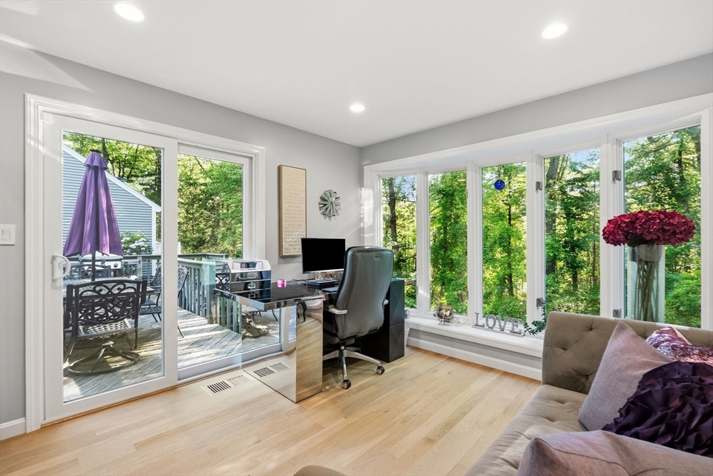 16 Coltsway, Unit 16 Wayland, MA 01778 - Photo 7 of 21