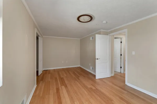 $3,200 | 32 Suffolk Court, Unit 173, Bedford, NH 03110
