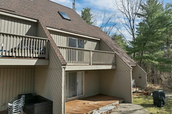 $3,200 | 32 Suffolk Court, Unit 173, Bedford, NH 03110