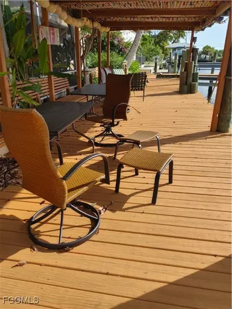a view of a terrace with sky view