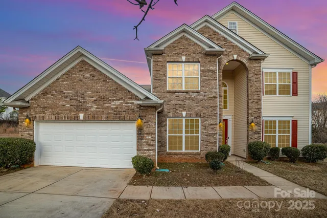 $534,000 | 16737 Winston Oaks Court, Charlotte, NC 28213