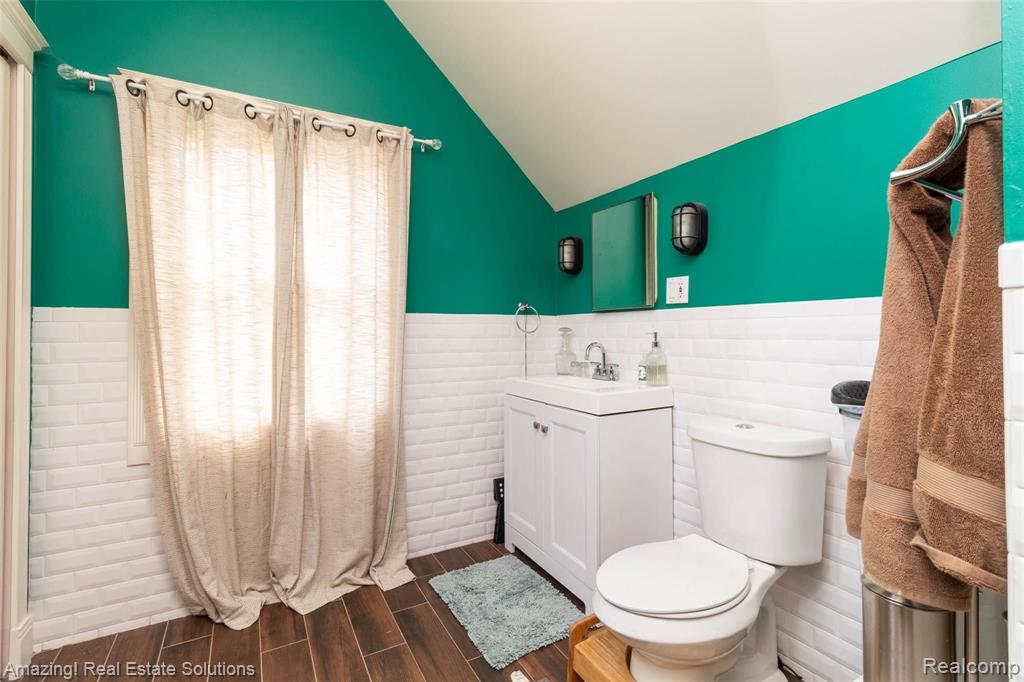 4710 Yorkshire Road Detroit, MI 48224 - Photo 16 of 23