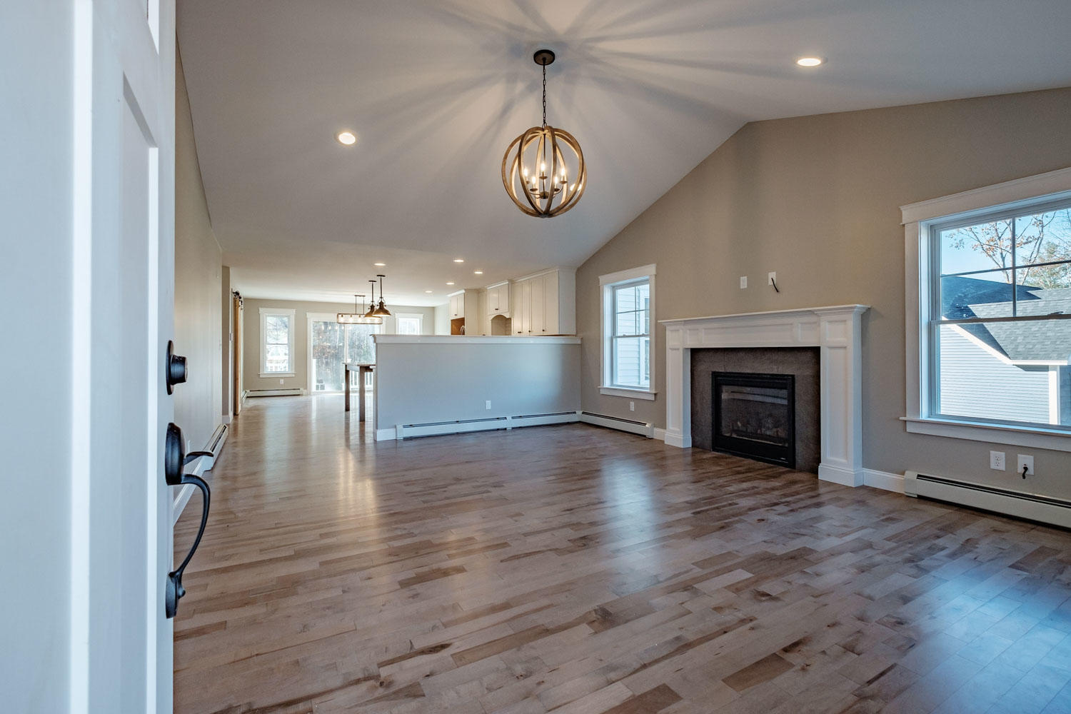 211 Jenkins Road Saco, ME 04072 - Photo 5 of 35 Entry/Living