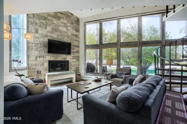 $998,000 | 142 Eagle Drive, Unit C1, Avon, CO 81620