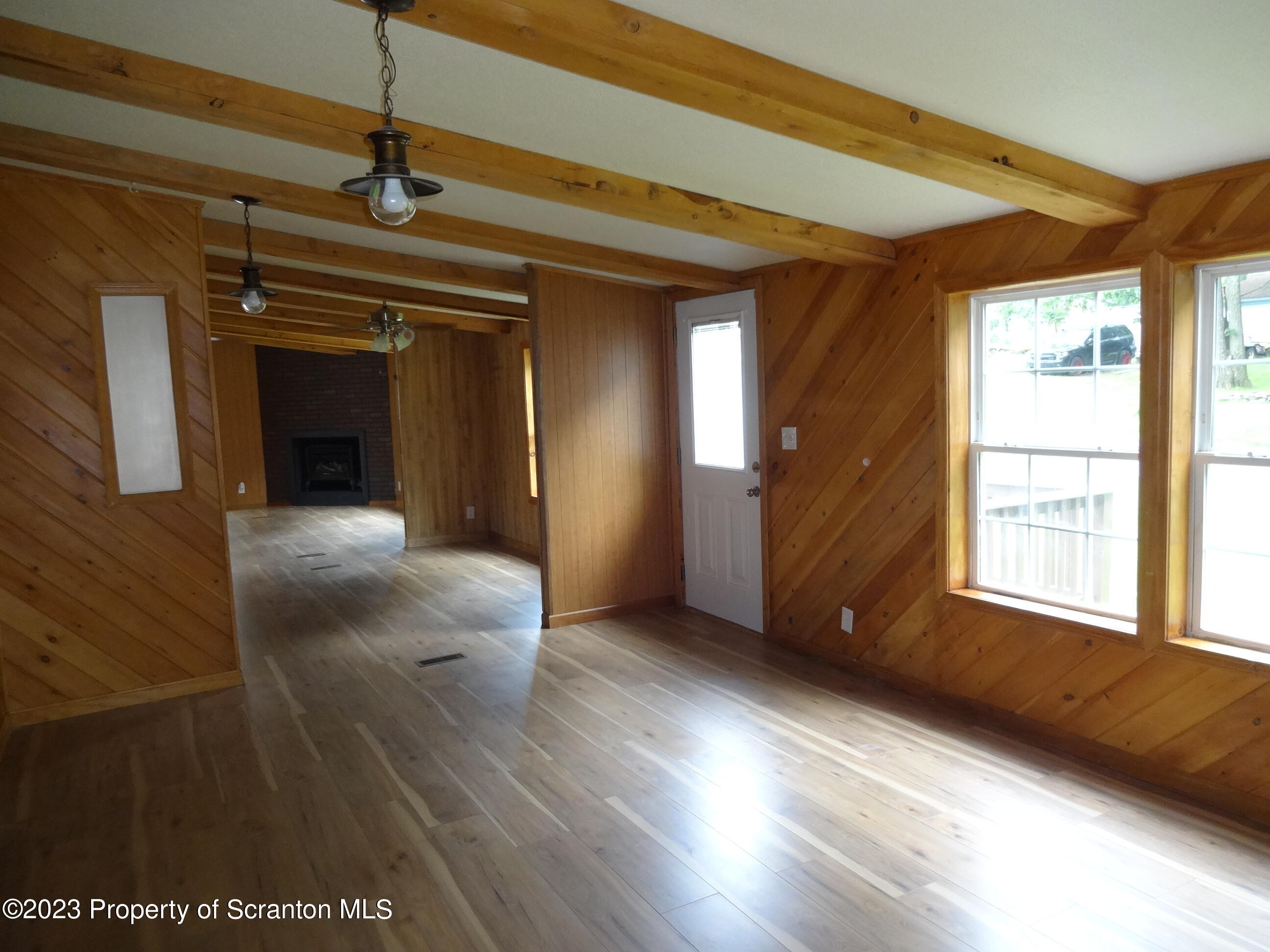 22 Hi View Terrace. Lake Ariel, PA 18436 - Photo 2 of 28 a view of livingroom with window