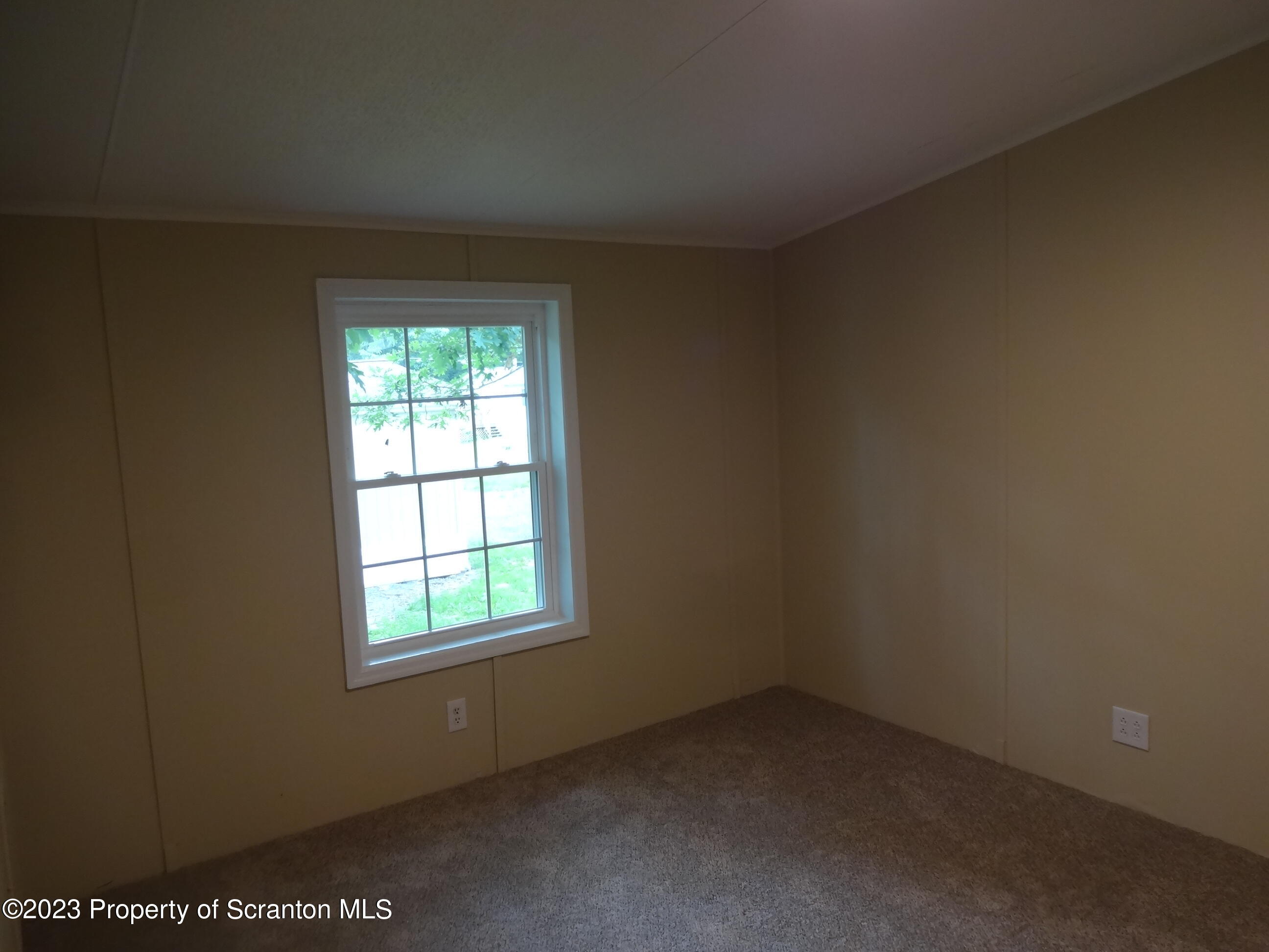 22 Hi View Terrace. Lake Ariel, PA 18436 - Photo 21 of 28 an empty room with a window