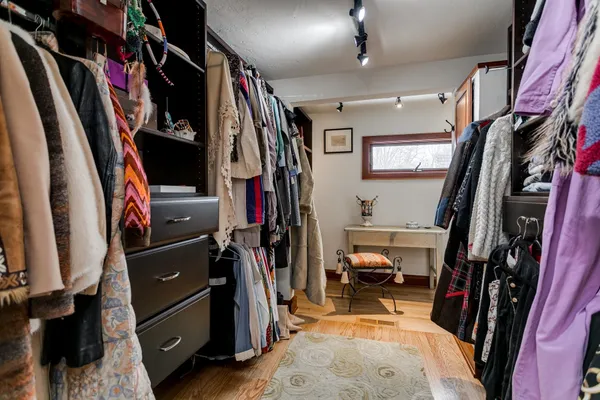 $369,900 | 803 West Prospect Avenue, Appleton, WI 54914