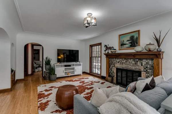 $369,900 | 803 West Prospect Avenue, Appleton, WI 54914