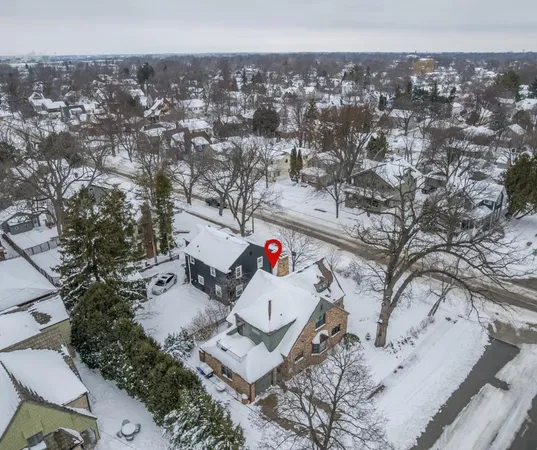 $369,900 | 803 West Prospect Avenue, Appleton, WI 54914