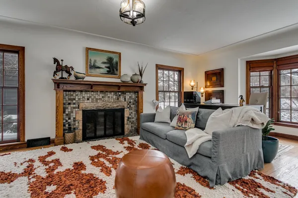 $369,900 | 803 West Prospect Avenue, Appleton, WI 54914