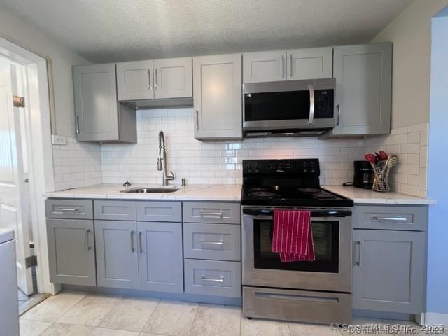 40 Portland Avenue, Unit 1 Old Lyme, CT 06371 - Photo 8 of 27