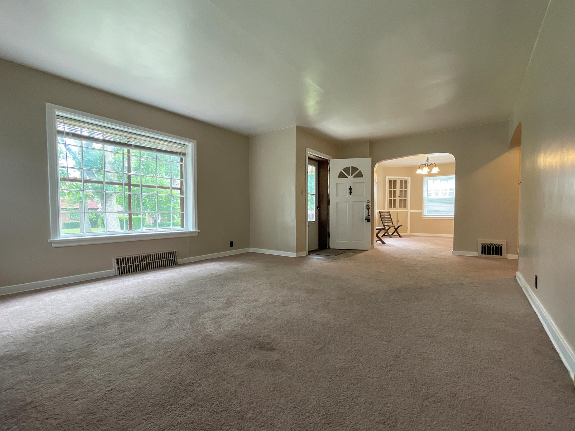 4924 North 73rd Street Milwaukee, WI 53218 - Photo 3 of 24 DJI_20210722_164017_099