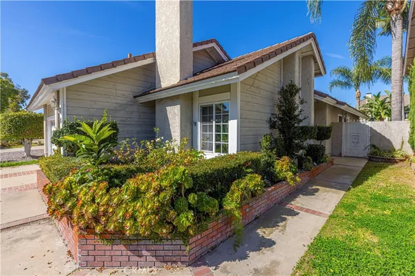 $1,780,000 | 18 Eden, Irvine, CA 92620