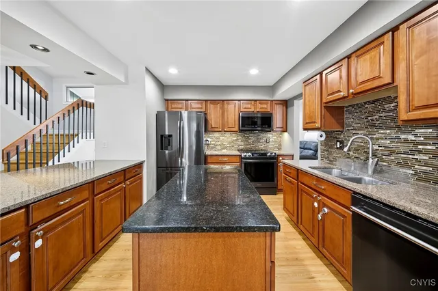 $376,000 | 8302 Parkerhouse Path, Cicero, NY 13039