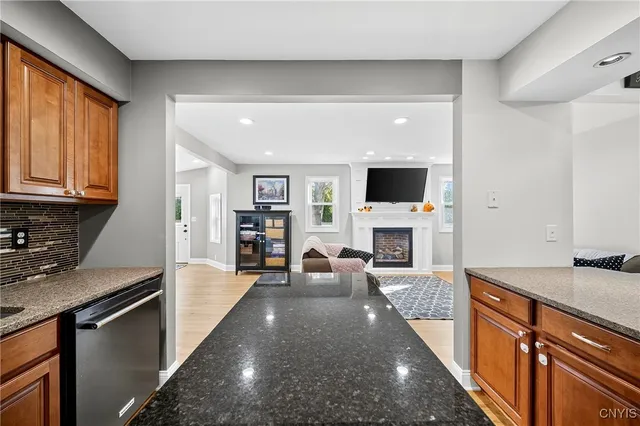 $376,000 | 8302 Parkerhouse Path, Cicero, NY 13039