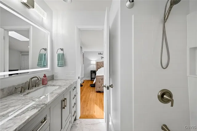 $376,000 | 8302 Parkerhouse Path, Cicero, NY 13039