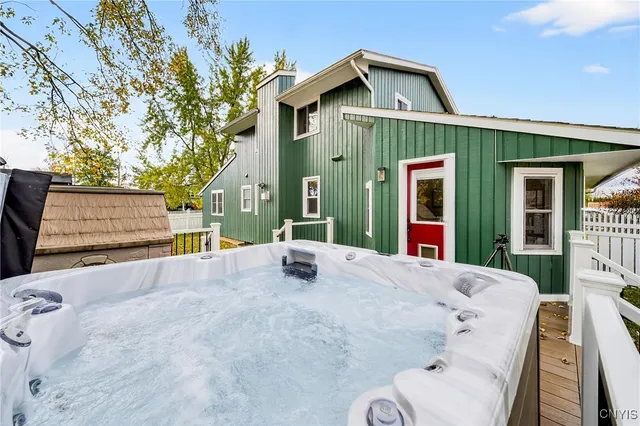 $376,000 | 8302 Parkerhouse Path, Cicero, NY 13039